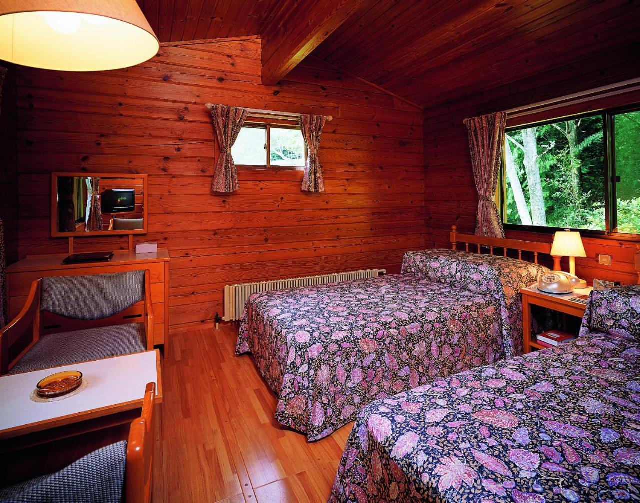 Hakone-En Cottage West Екстер'єр фото